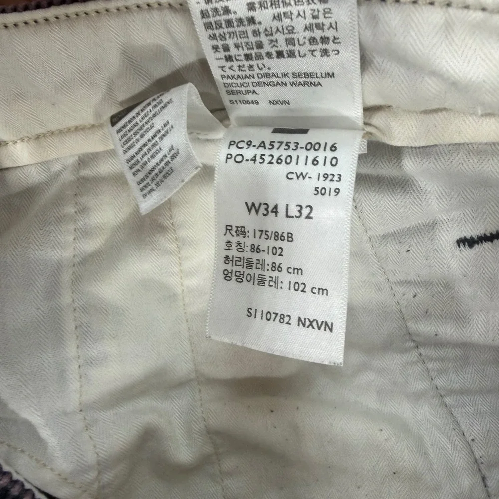 Levi's XX Chino Authentic Fit Corduroy Pants Men's Size 34x32 Faded Purple